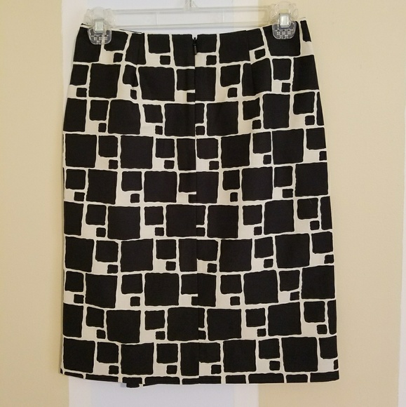 Banana Republic Geometric Skirt - Picture 3 of 6